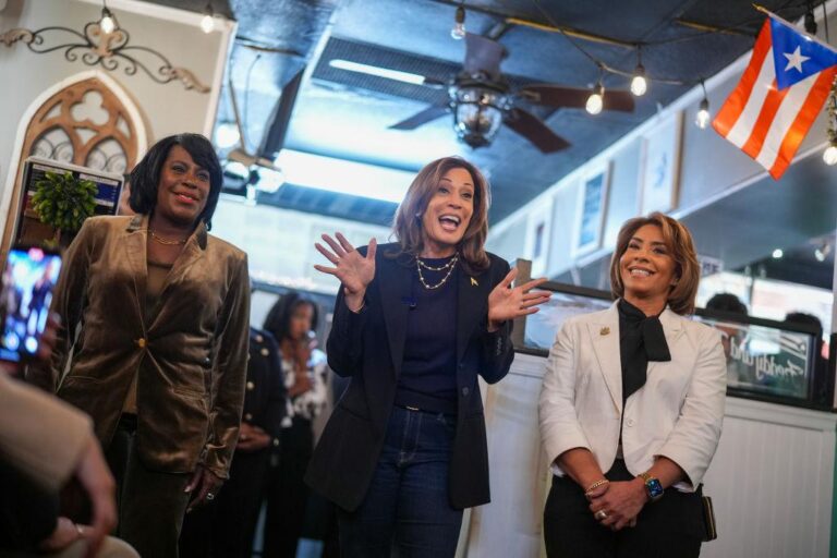 WATCH: Harris rallies voters at Philadelphia community center in swing state of Pennsylvania – PBS