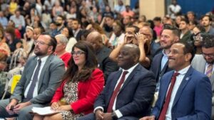 Philadelphia school district kicks off hiring push: It needs 450 new teachers, a third of them in special ed – Chalkbeat