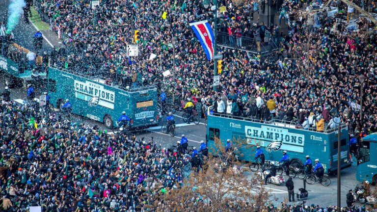 ‘The city is electric right now’: Eagles Super Bowl parade unleashes party in Philadelphia – The Business Journals