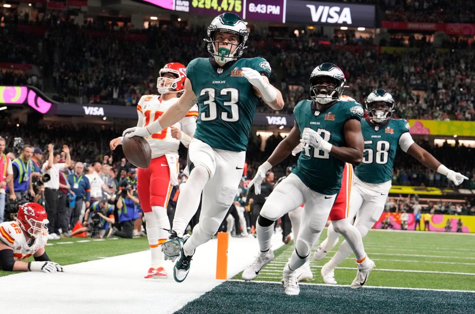 BREAKING: Philadelphia Eagles DOMINATE Chiefs to win Super Bowl LIX – Philly Sports Network