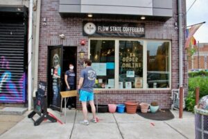 Philly businesses worry about uncertainty of government regulation, survey shows – WHYY