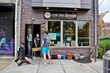 Philly businesses worry about uncertainty of government regulation, survey shows – WHYY