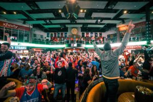 New Philadelphia sports bar giving away $100K – if you can get a perfect March Madness bracket – CBS News