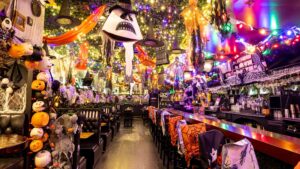 Ultimate guide to Halloween 2024 in Philly: Haunts, ghost tours and spooky fun – NBC10 Philadelphia