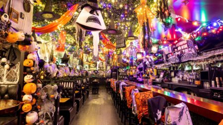Ultimate guide to Halloween 2024 in Philly: Haunts, ghost tours and spooky fun – NBC10 Philadelphia