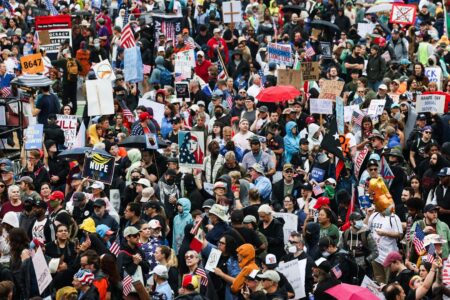 Going to No Kings protest in Bucks County, Philadelphia? Here’s what to bring, what to know – PhillyBurbs