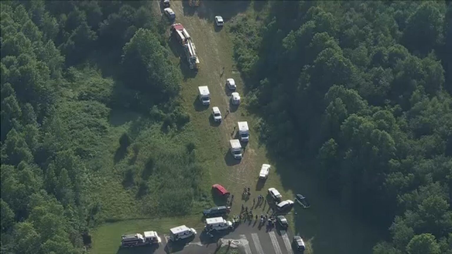 14 injured after skydiving aircraft crash in Gloucester County: officials – FOX 29 Philadelphia