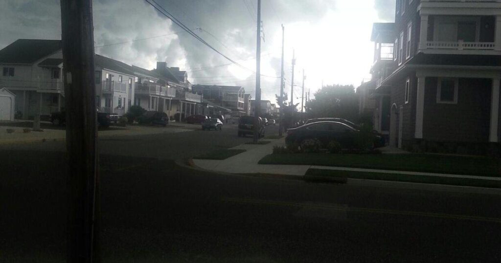 Strong storms possible in Philadelphia region as heat wave ends – CBS News