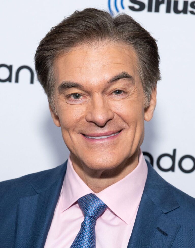 Mehmet Oz met with city officials in Kensington and defended Medicaid cuts in swing through Philadelphia – Inquirer.com