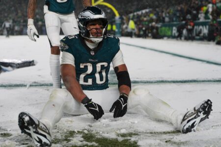 Eagles’ Saquon Barkley Has History Against Him – Sports Illustrated