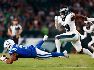 Eagles LB Named ‘Shocking’ Cut Candidate – Sports Illustrated