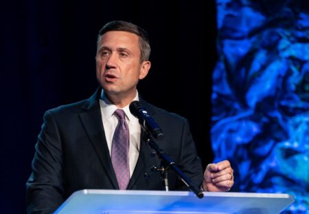 DNC Chairman Ken Martin talks midterms, primaries during stop in Philly – NBC10 Philadelphia