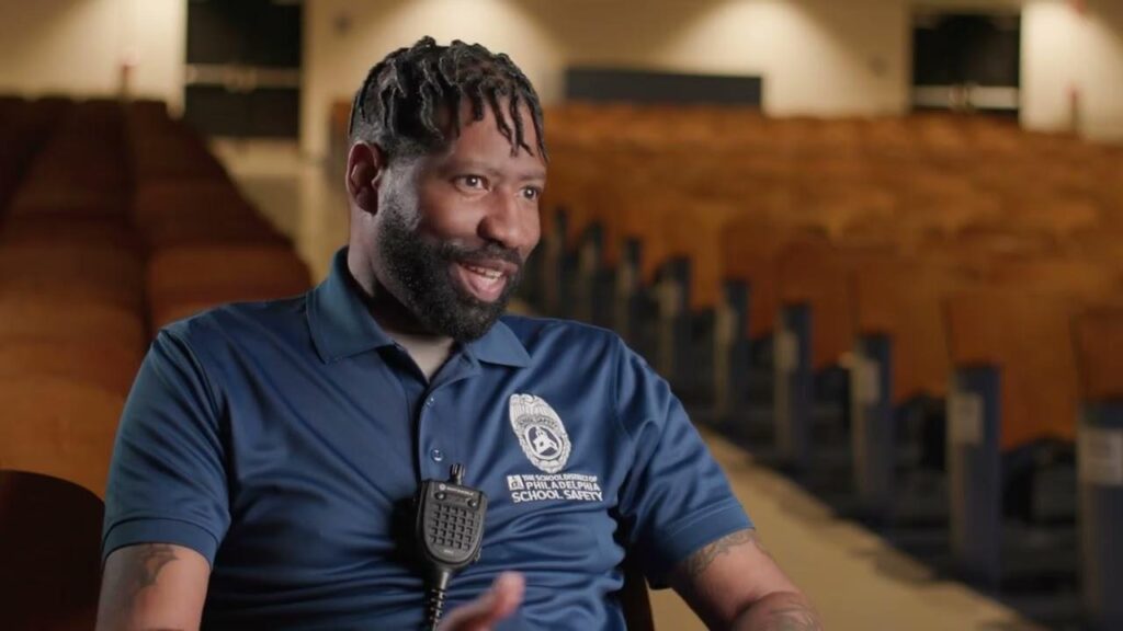 Philadelphia school safety officer critical after being shot near Penn’s Landing – 6abc Philadelphia