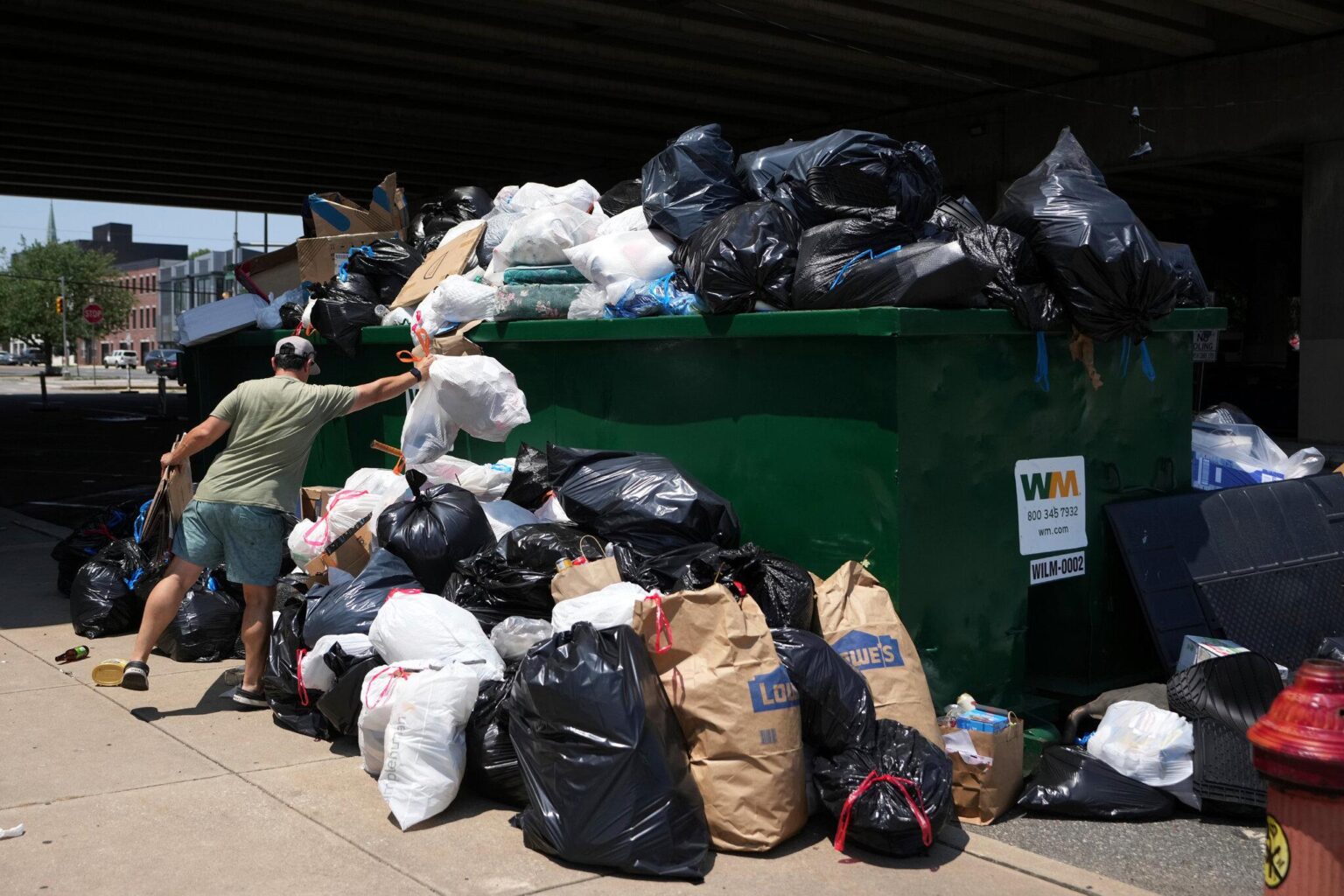 The Politics of Trash – The Philadelphia Citizen