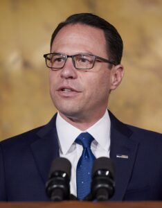 Shapiro talks democracy and citizens ‘giving a damn’ at America in One Room/Pennsylvania event in Center City – Inquirer.com
