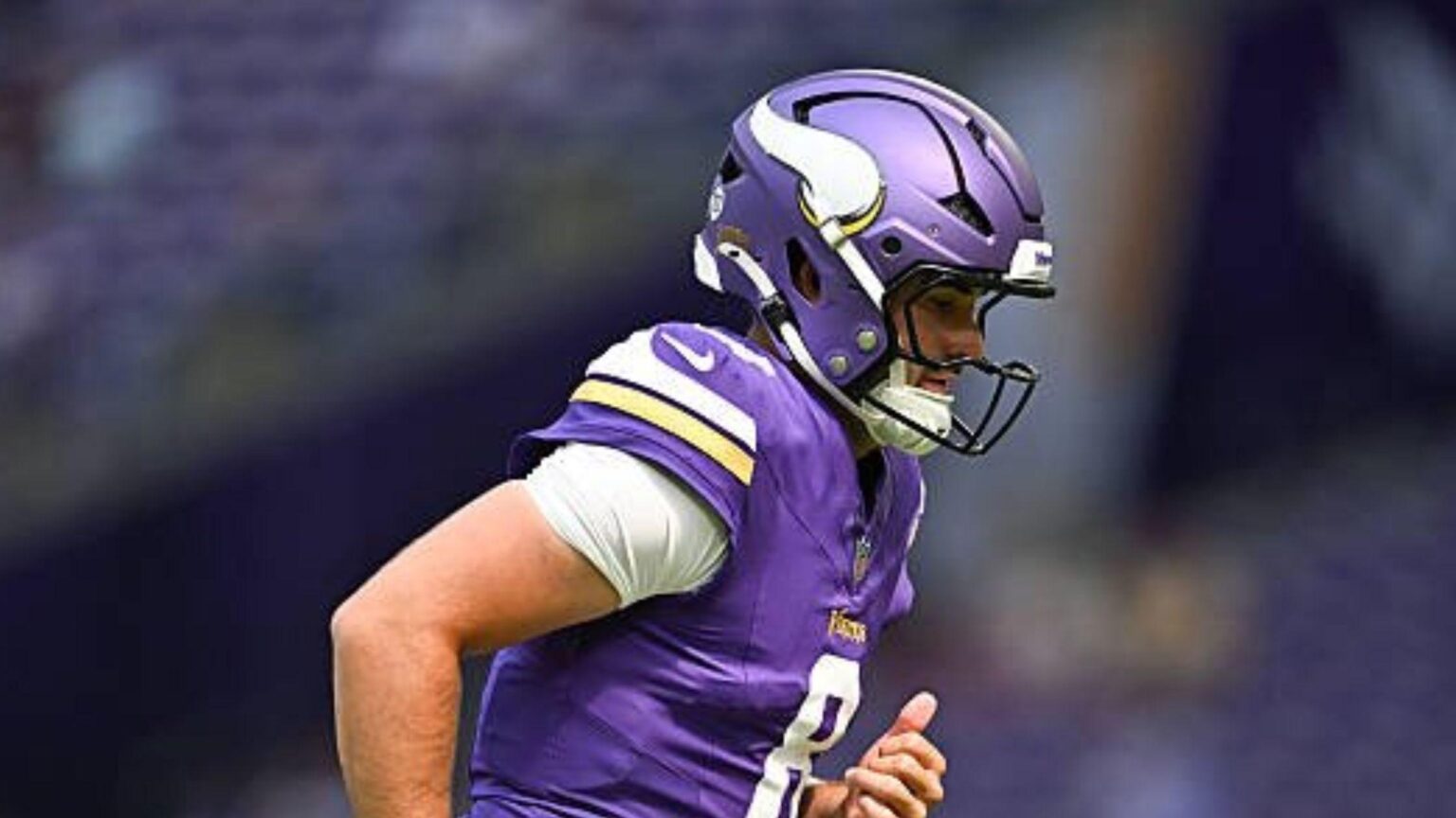 Vikings deal QB Sam Howell to Eagles in preseason trade – USA Today