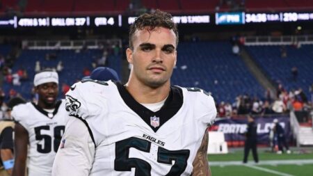 Ben VanSumeren officially back for another season with the Philadelphia Eagles – Yahoo Sports