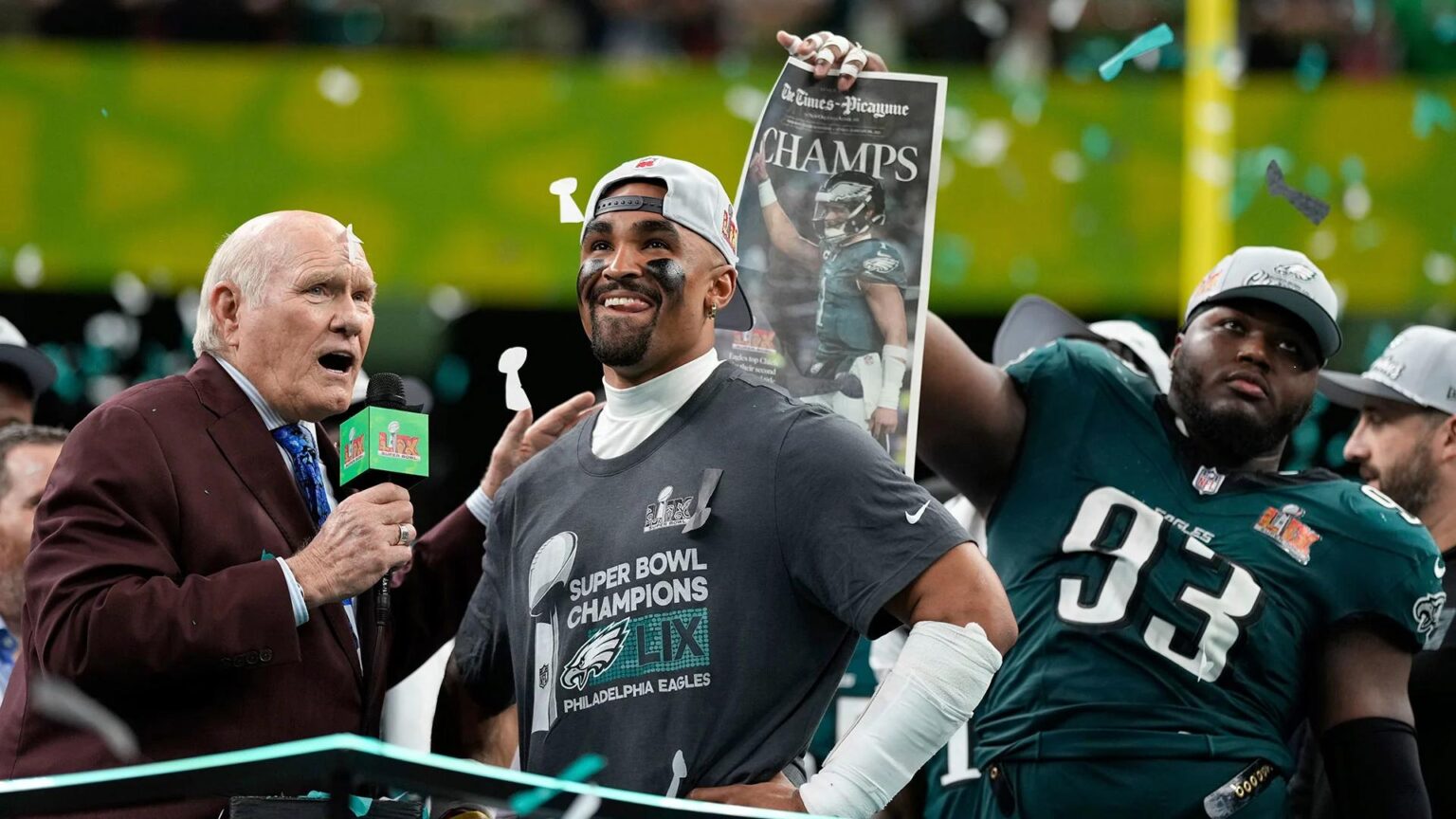 5 thoughts on Fox Sports’ list of the 10 ‘biggest athletes’ in Philadelphia – On Pattison