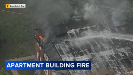 Fire in Hatfield, Pennsylvania, forces apartment building to evacuate – CBS News