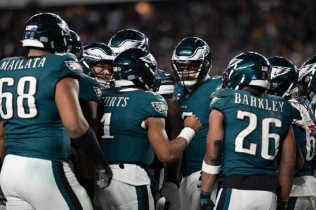 Eagles make unusual change ahead of trip to face Buccaneers – Sports Illustrated