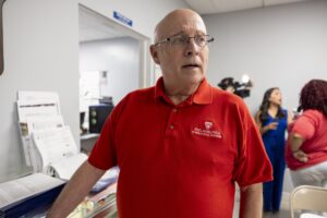 PFT, Philly School District set aside contract talks to advocate for more funds – WHYY