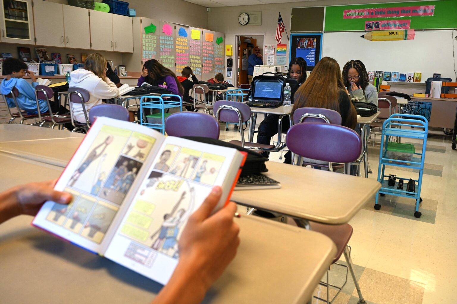 Philly Faces a Surge of Teachers Without Full Certification Philly is ‘inundated’ with teachers who lack full certification – Inquirer.com