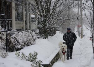 Mostly cloudy, warm Monday in Philadelphia region. Here’s the weather forecast. – CBS News
