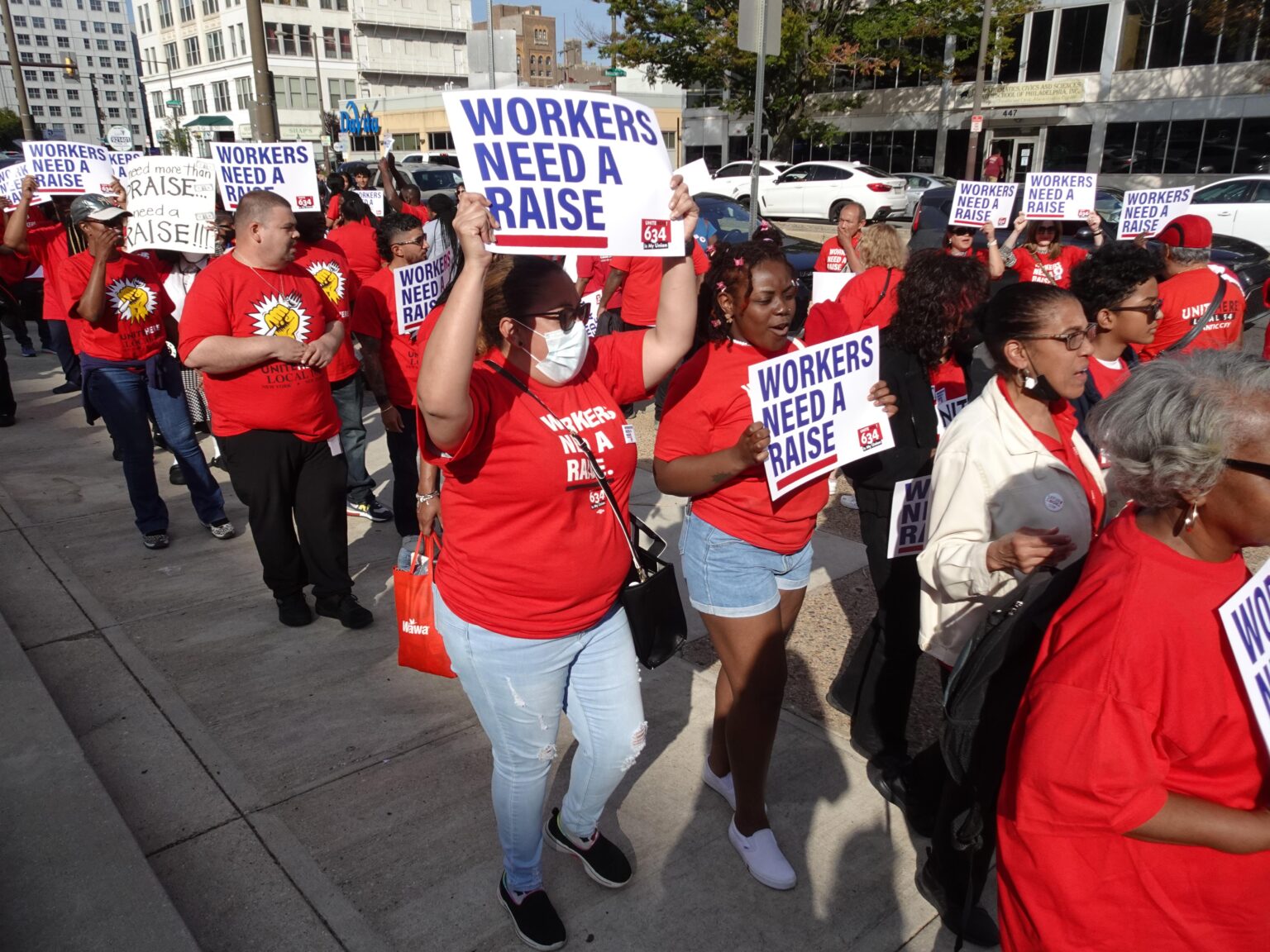 The Philly teachers union is preparing to strike as contract negotiations continue – Chalkbeat