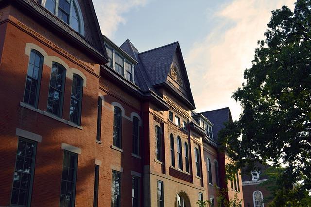 Education in Philly: Thriving Higher Ed and a School District on the Rise Education in Philly: Vibrant higher ed, while school district works to improve – Billy Penn at WHYY